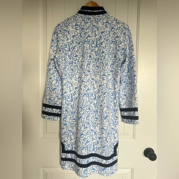 STS Sail To Sable Blue White Floral French Terry Tunic Dress M Classic Preppy - Picture 2 of 6